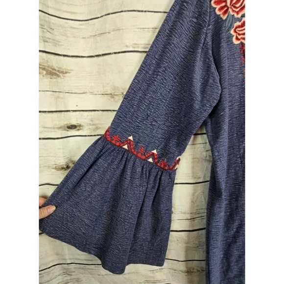 Avani Del Armour Embroidered Knit Top L Blue Slub 100% Cotton Bell Sleeve - Picture 3 of 6